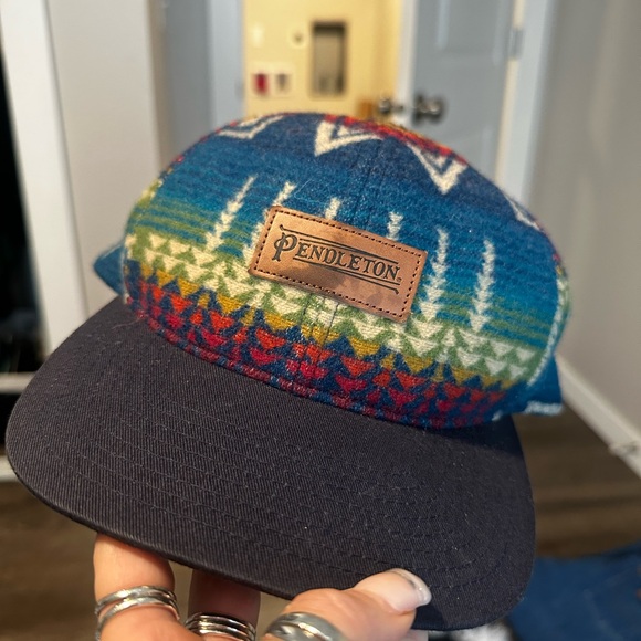 Men’s Pendleton Wool Woven Hat - Picture 2 of 4